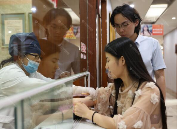 專業(yè)隆鼻整形手術(shù)體驗