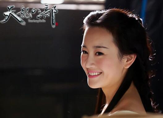 張檬整容前后照片對比