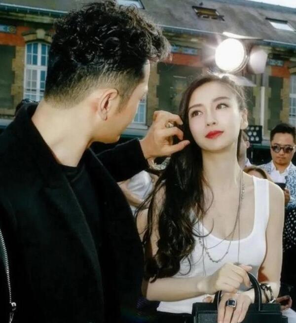 Angelababy和黃曉明離婚了嗎